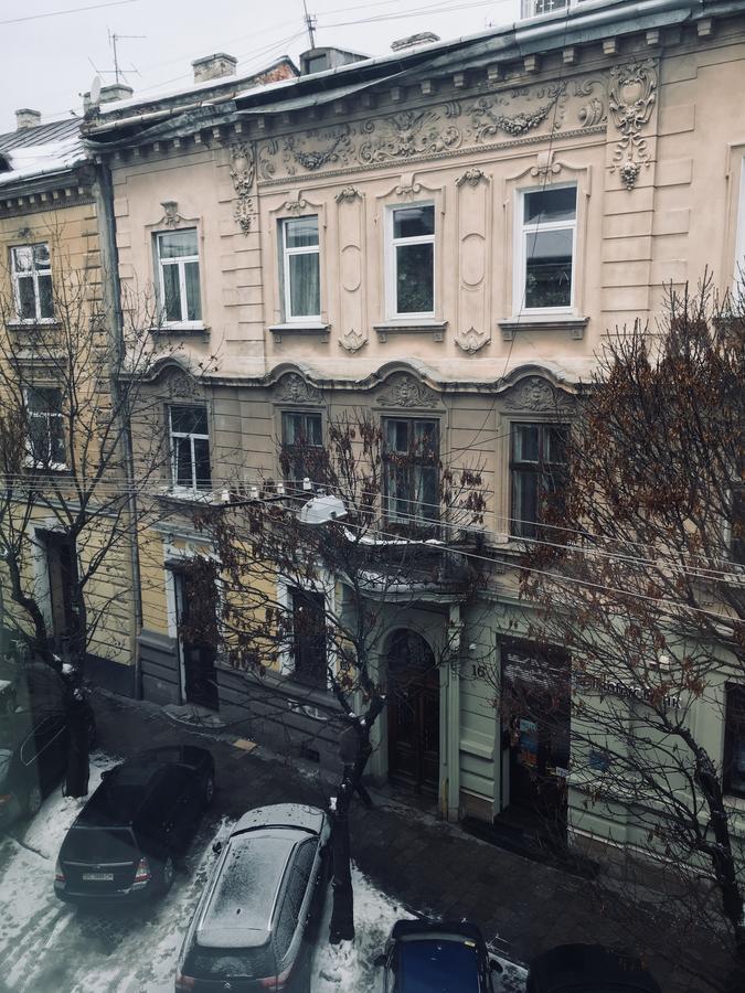 Modern Chaikovskogo Apartment Leópolis Exterior foto