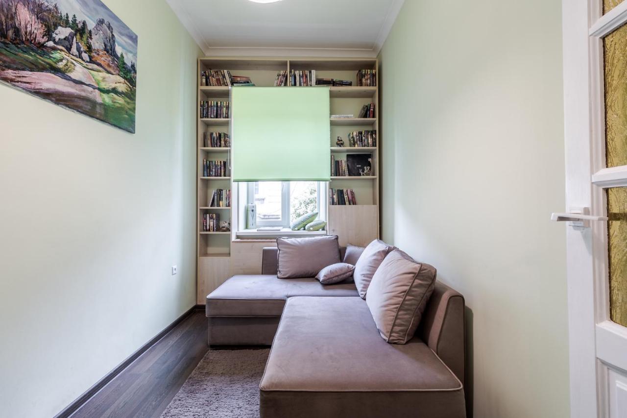 Modern Chaikovskogo Apartment Leópolis Exterior foto